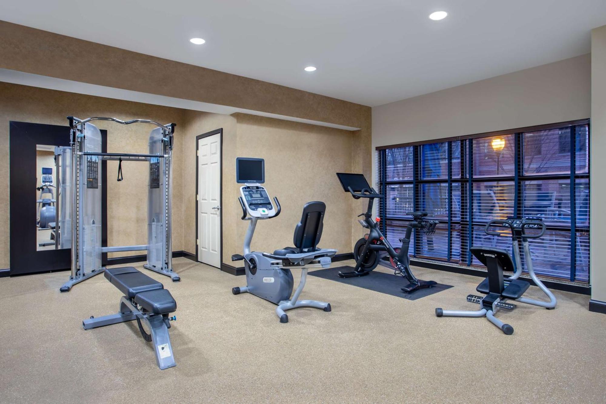 Homewood Suites By Hilton Davidson מראה חיצוני תמונה